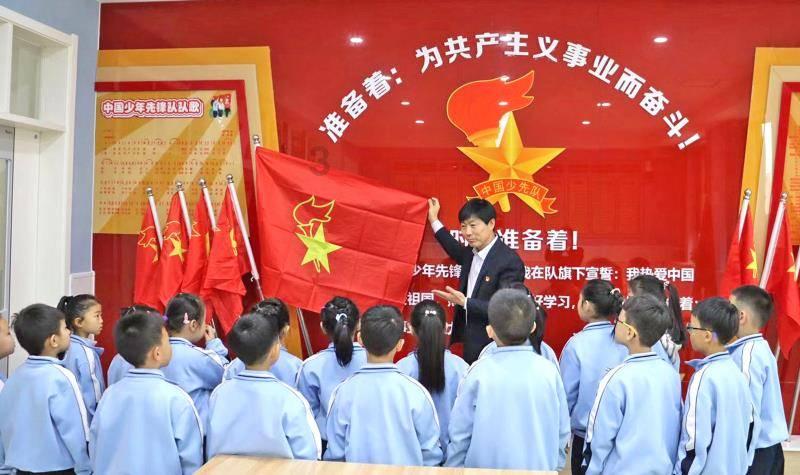 为什么会控制不住自己脾气，然后又很敏感，又缺乏安全感游戏画面